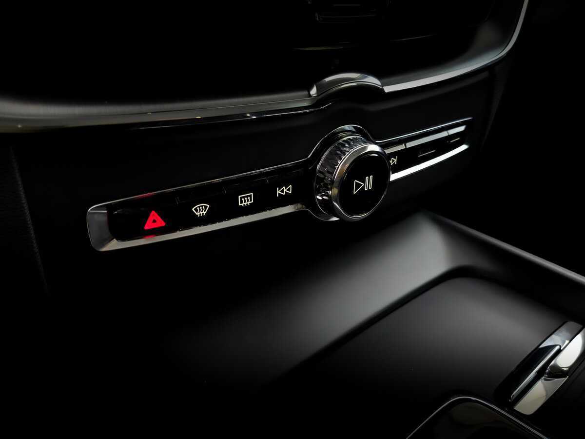 Volvo XC60 с пробегом — 2019 год. Фото: #27