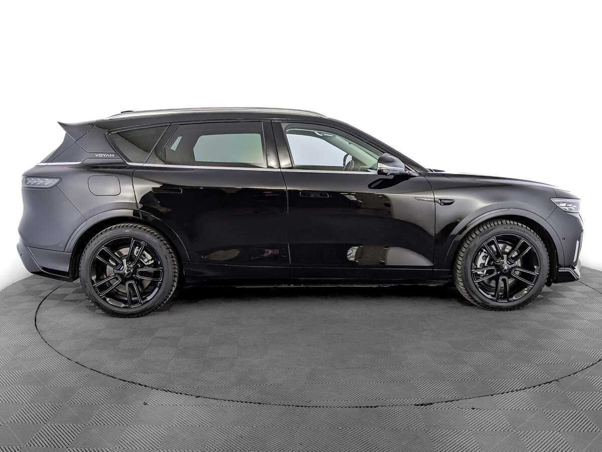 Voyah Free с пробегом — 2024 год. Фото: #3