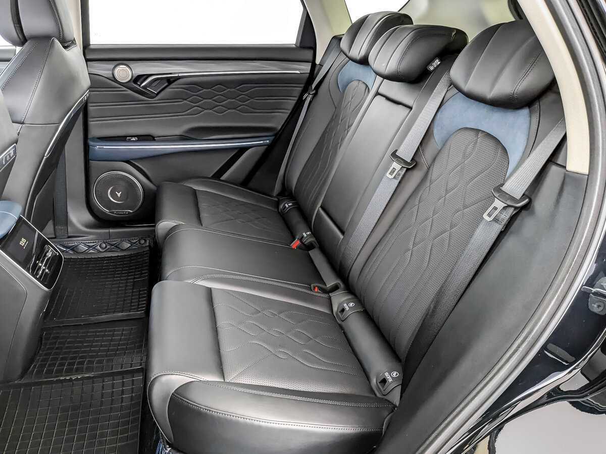 Voyah Free с пробегом — 2024 год. Фото: #11