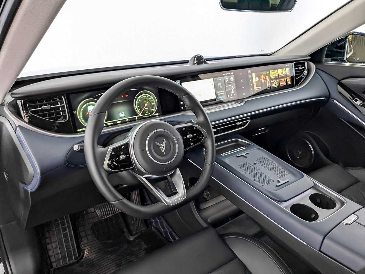 Voyah Free с пробегом — 2024 год. Фото: #15