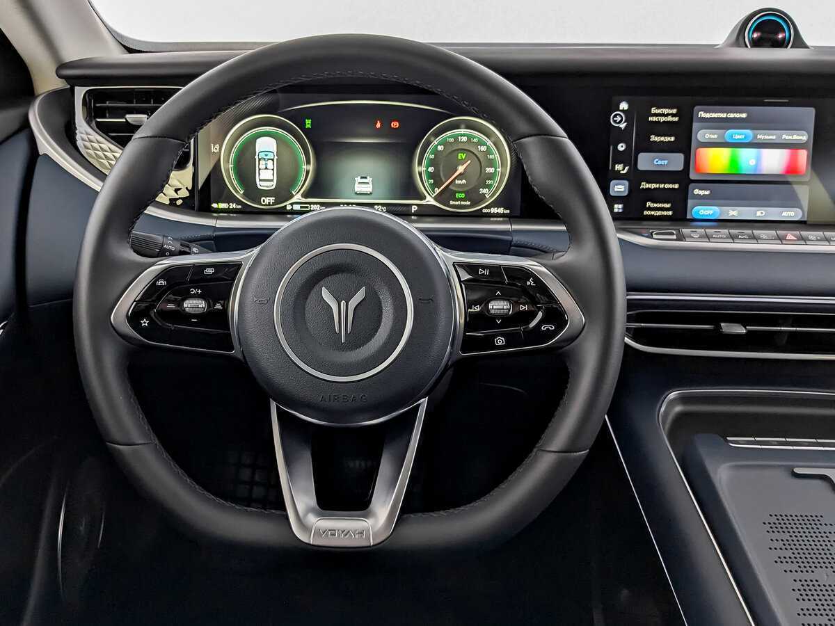 Voyah Free с пробегом — 2024 год. Фото: #21