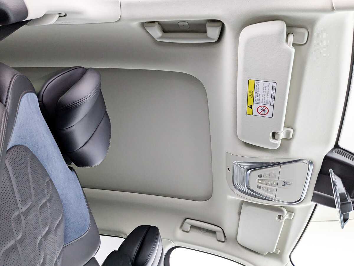 Voyah Free с пробегом — 2024 год. Фото: #22