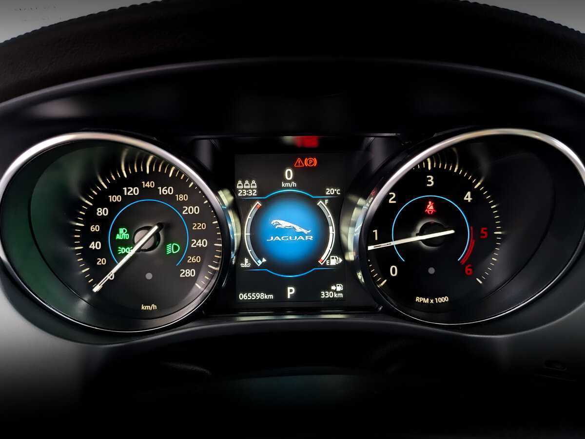 Jaguar F-Pace с пробегом — 2020 год. Фото: #12