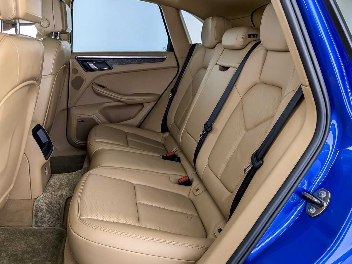 Porsche Macan с пробегом — 2015 год. Фото: #11