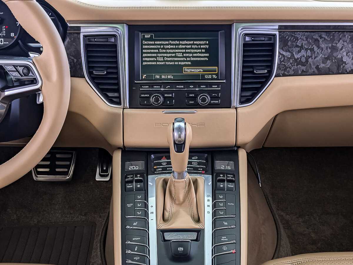 Porsche Macan с пробегом — 2015 год. Фото: #14