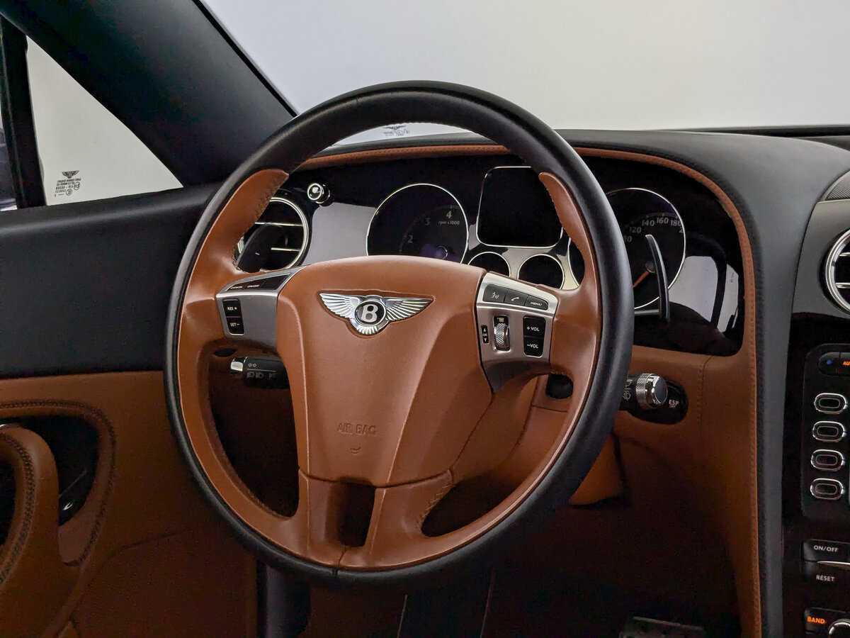 Bentley Continental GT с пробегом — 2008 год. Фото: #27