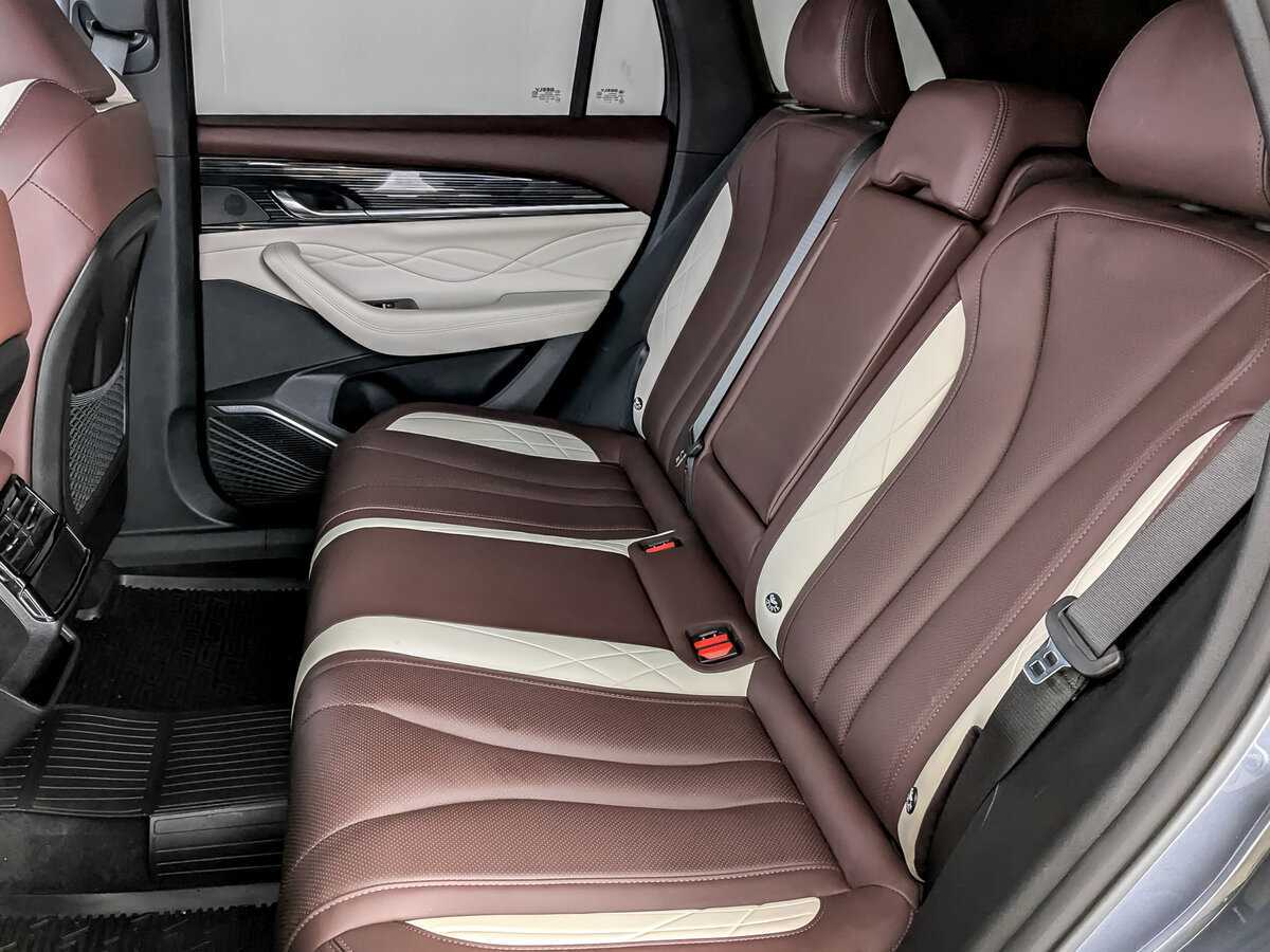 Geely Monjaro с пробегом — 2023 год. Фото: #11