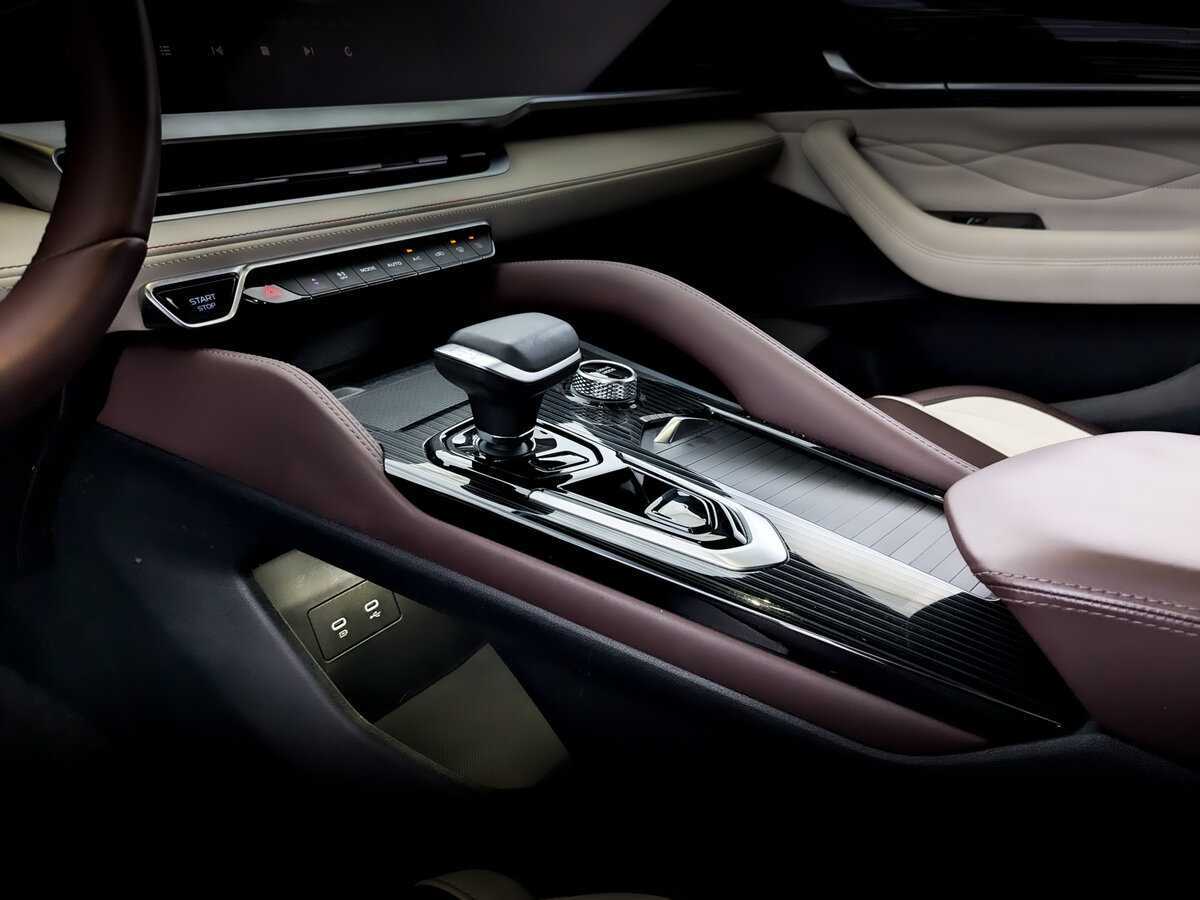 Geely Monjaro с пробегом — 2023 год. Фото: #28