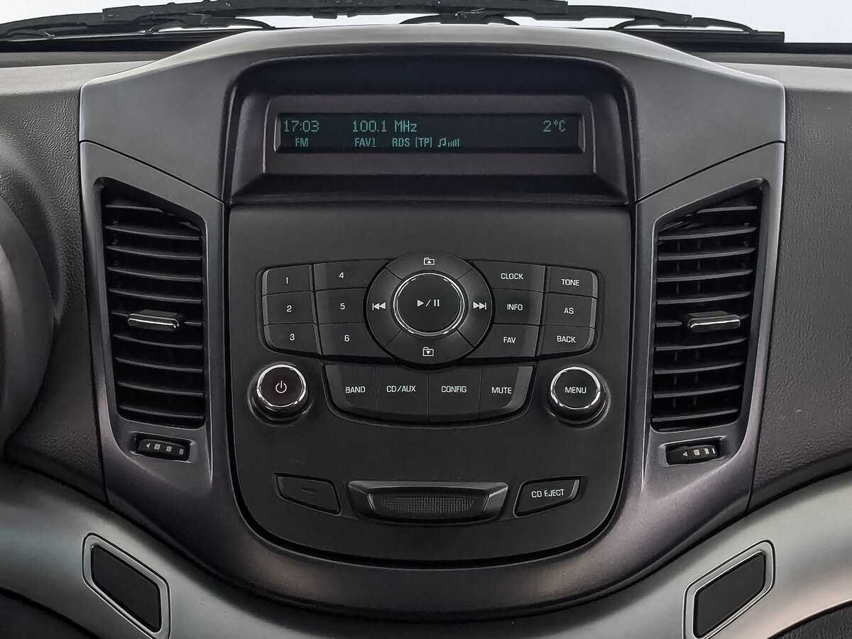 Chevrolet Orlando с пробегом — 2012 год. Фото: #16