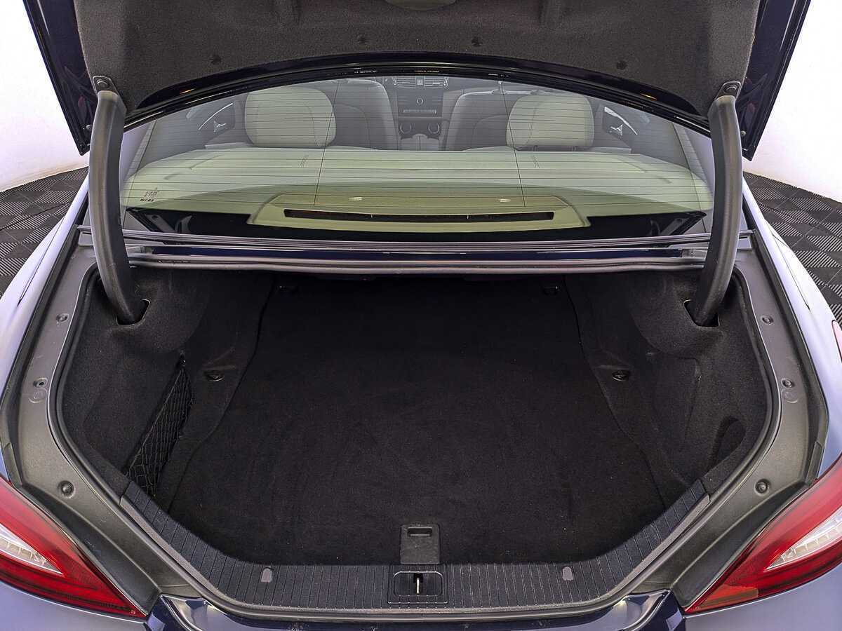 Mercedes-Benz CLS с пробегом — 2015 год. Фото: #9