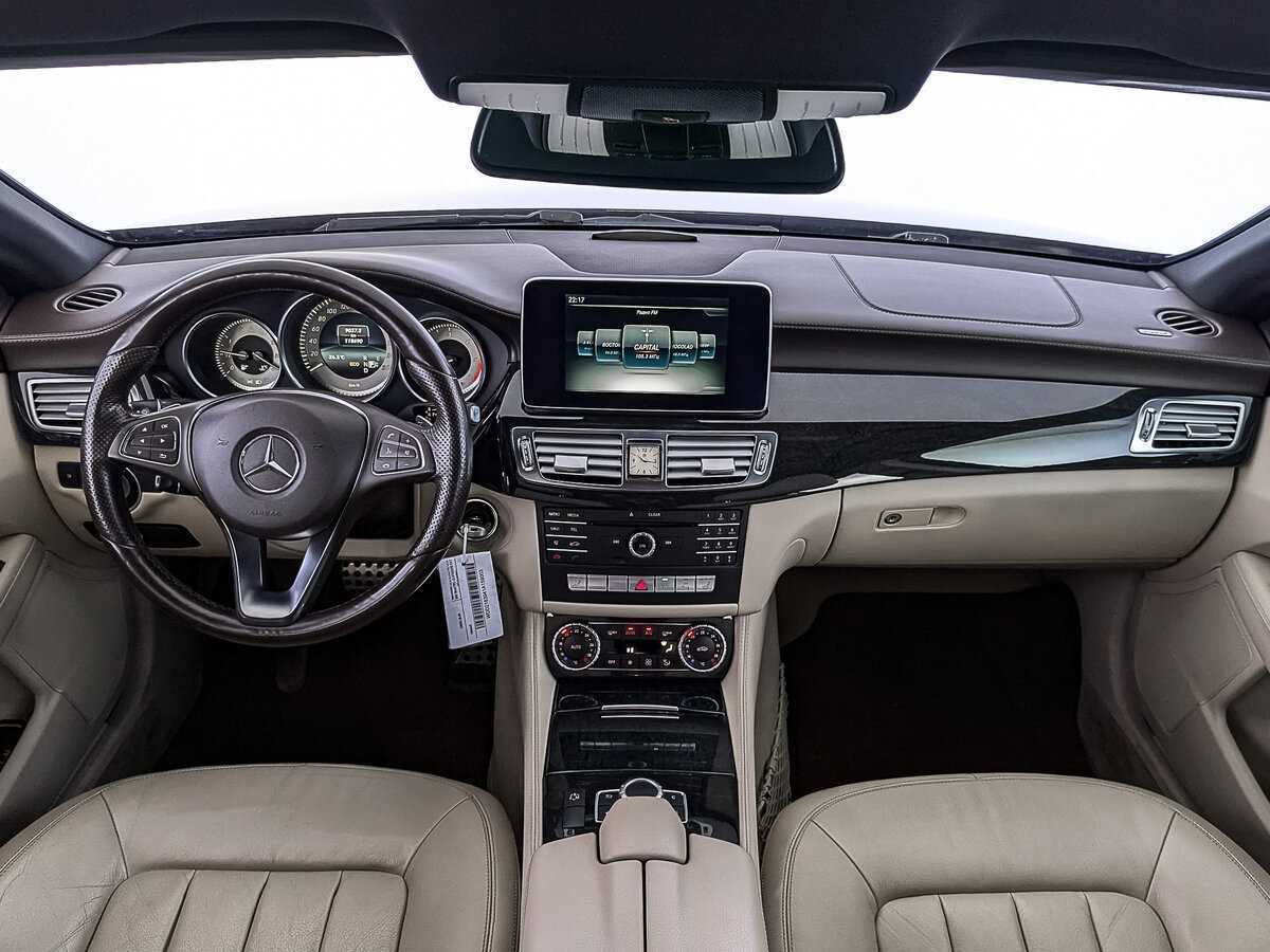 Mercedes-Benz CLS с пробегом — 2015 год. Фото: #13