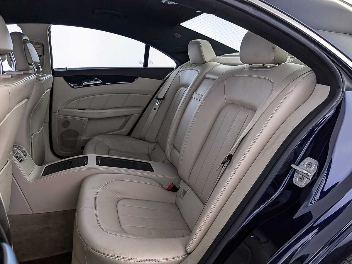 Mercedes-Benz CLS с пробегом — 2015 год. Фото: #17