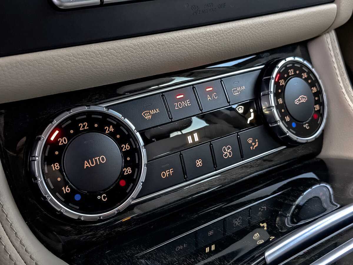 Mercedes-Benz CLS с пробегом — 2015 год. Фото: #20