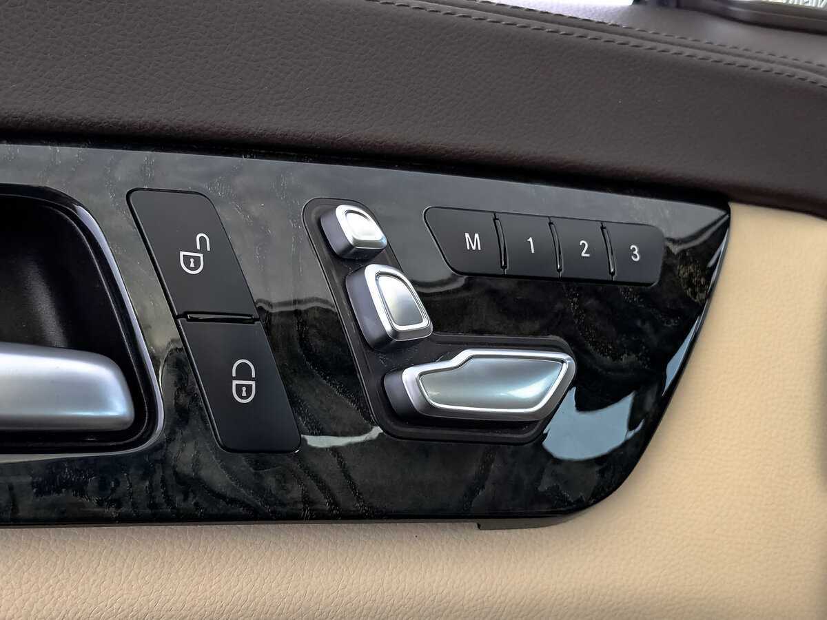 Mercedes-Benz CLS с пробегом — 2015 год. Фото: #28