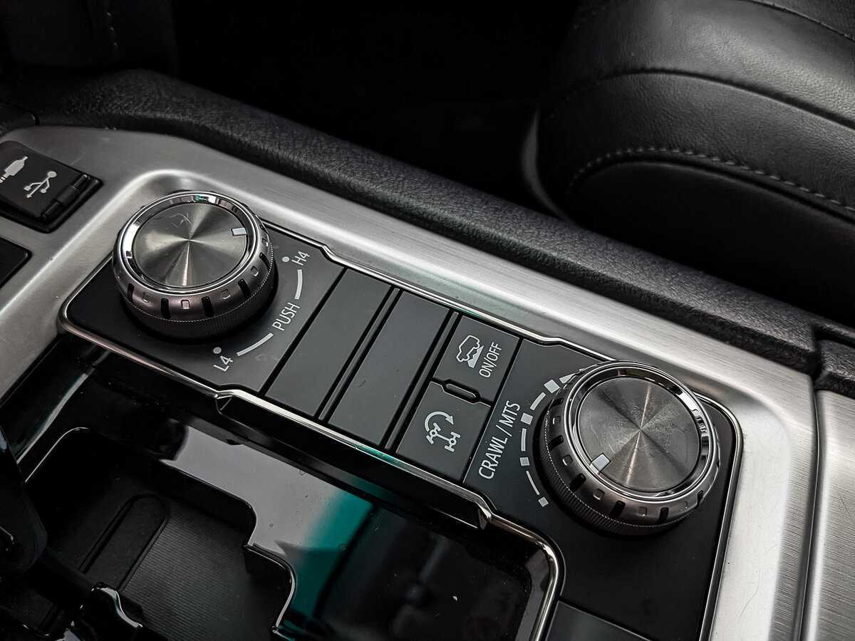 Toyota Land Cruiser с пробегом — 2018 год. Фото: #26