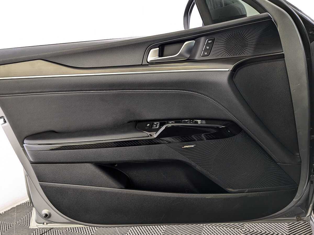 Kia K5 с пробегом — 2022 год. Фото: #16