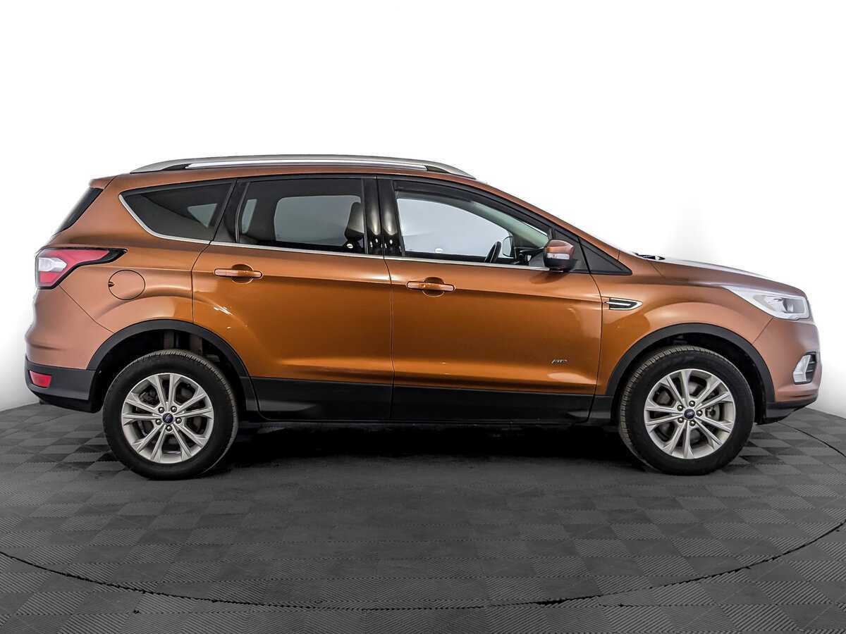 Ford Kuga с пробегом — 2018 год. Фото: #3