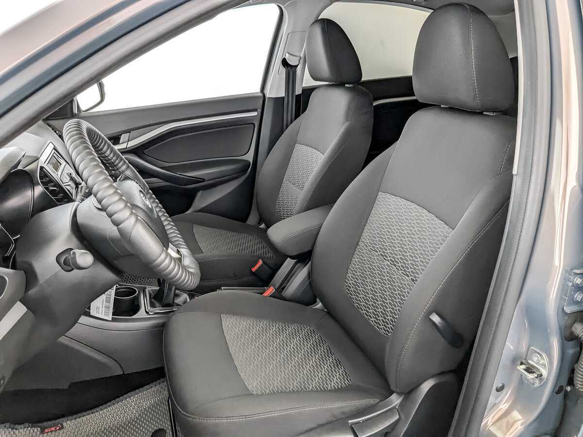 Lada (ВАЗ) Vesta с пробегом — 2019 год. Фото: #19