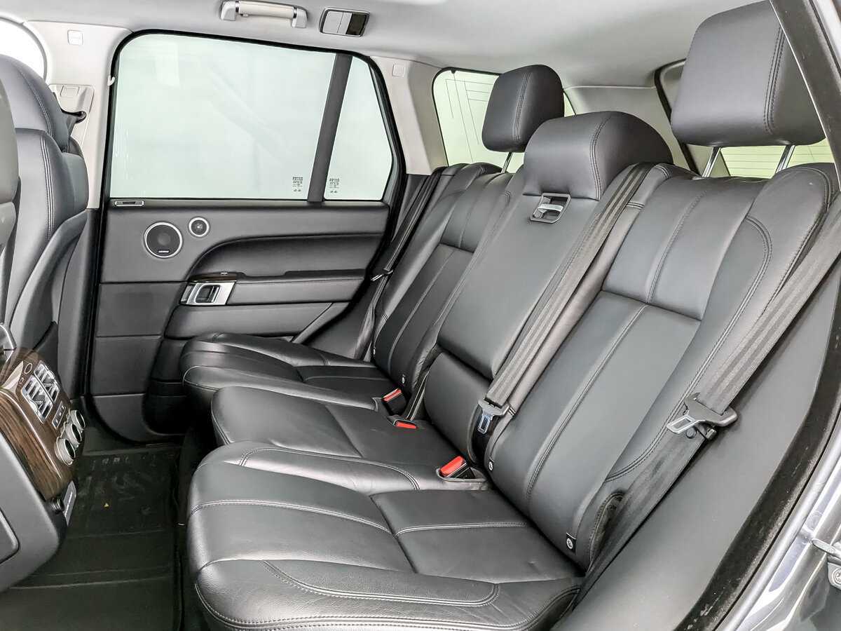 Land Rover Range Rover с пробегом — 2017 год. Фото: #11