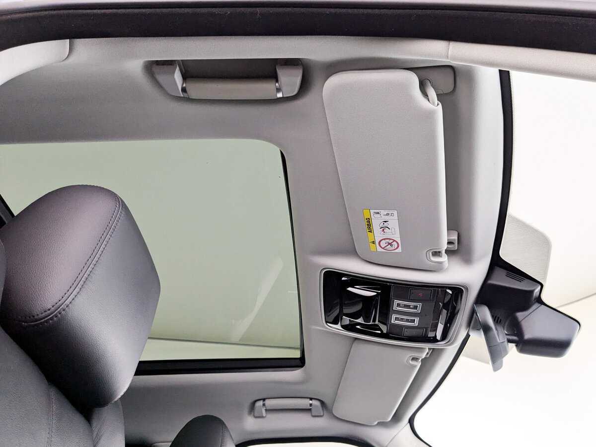 Land Rover Range Rover с пробегом — 2017 год. Фото: #21