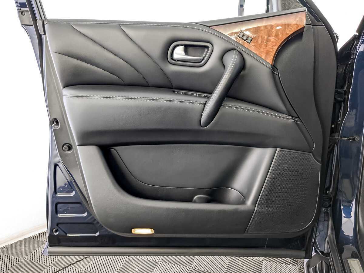 Infiniti QX80 с пробегом — 2017 год. Фото: #18