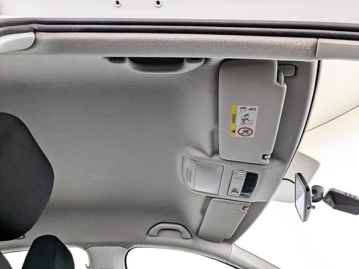 Skoda Rapid с пробегом — 2017 год. Фото: #21