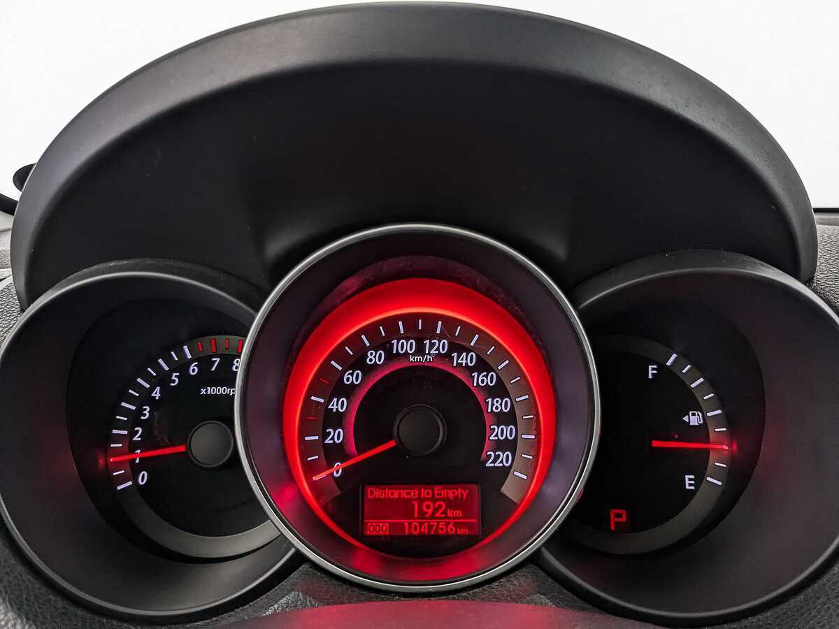 Kia Cerato с пробегом — 2011 год. Фото: #12