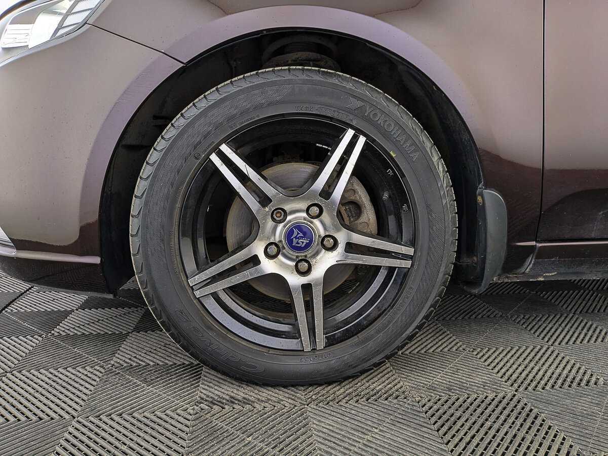 Kia Cerato с пробегом — 2011 год. Фото: #17