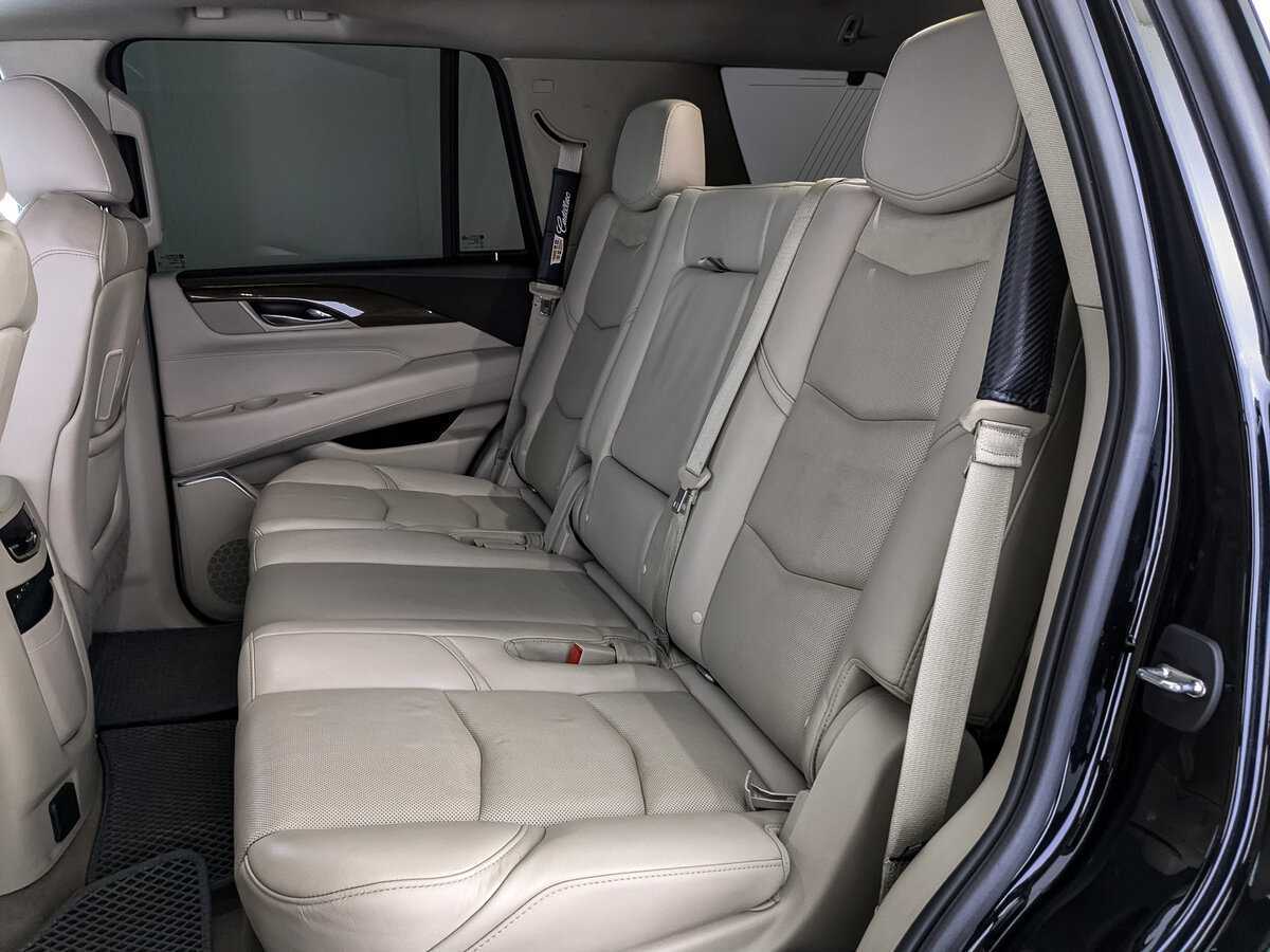 Cadillac Escalade с пробегом — 2020 год. Фото: #11