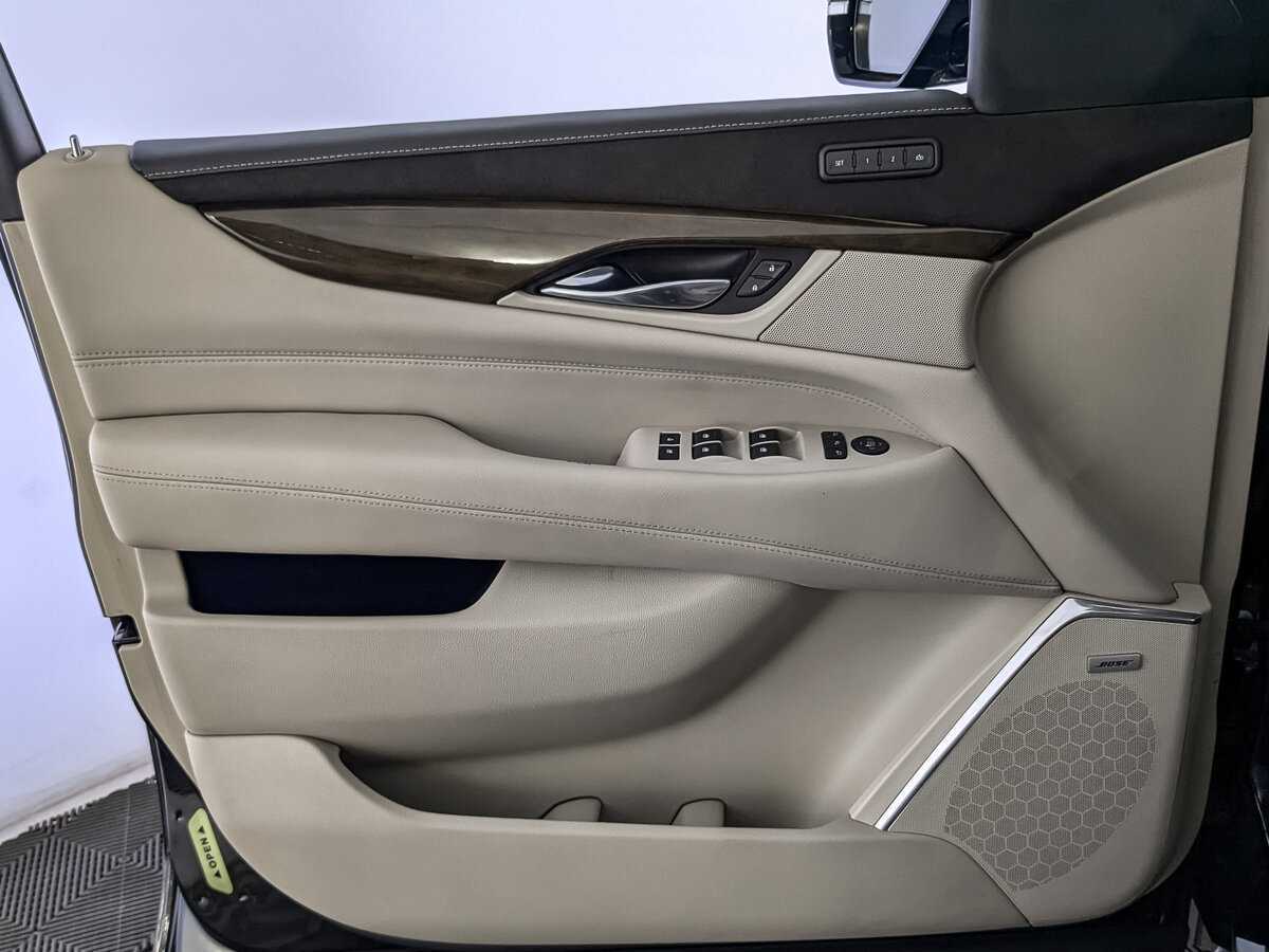 Cadillac Escalade с пробегом — 2020 год. Фото: #18