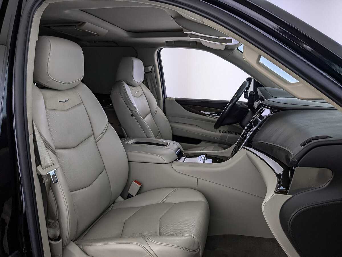 Cadillac Escalade с пробегом — 2020 год. Фото: #19