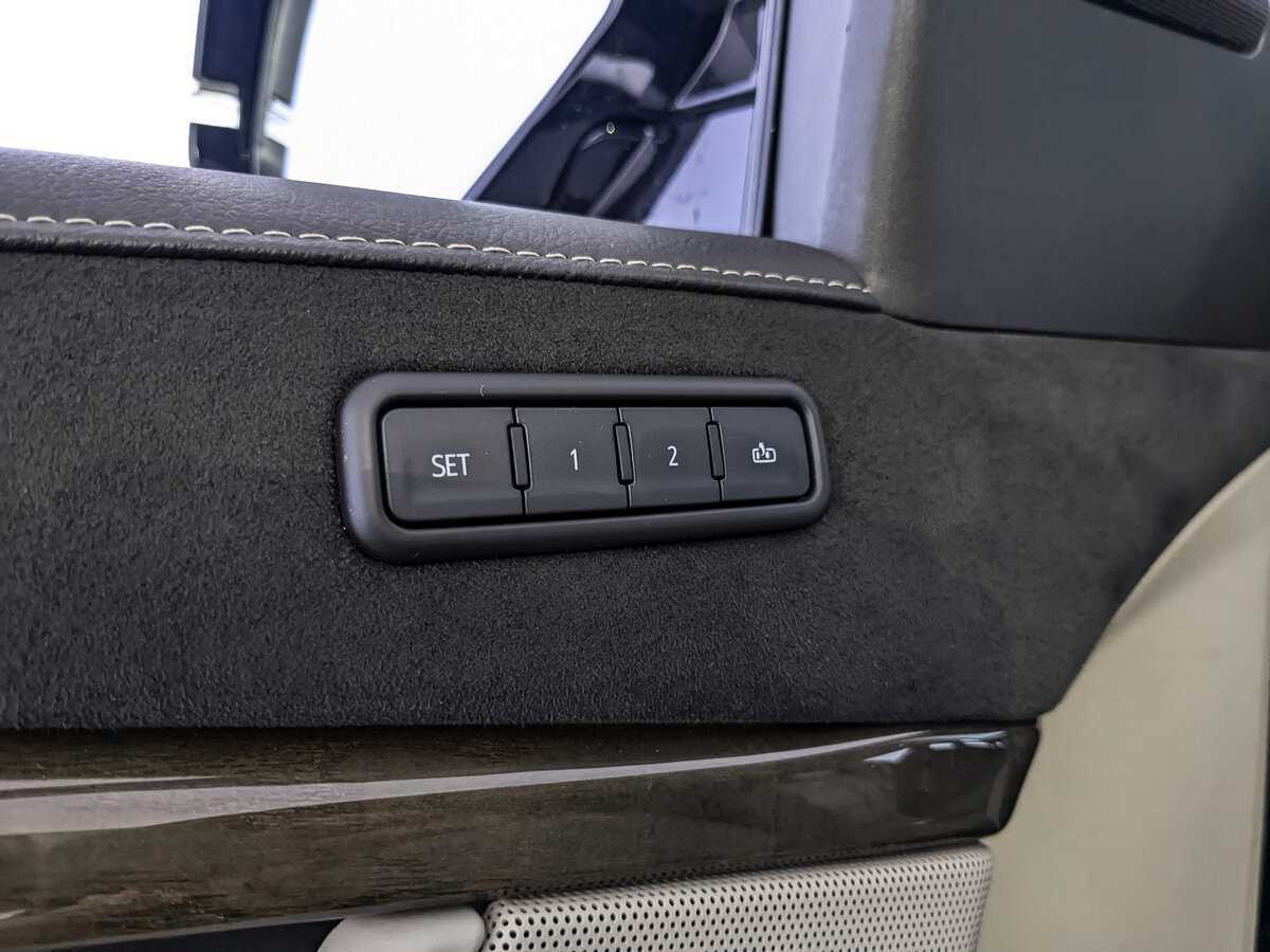 Cadillac Escalade с пробегом — 2020 год. Фото: #21