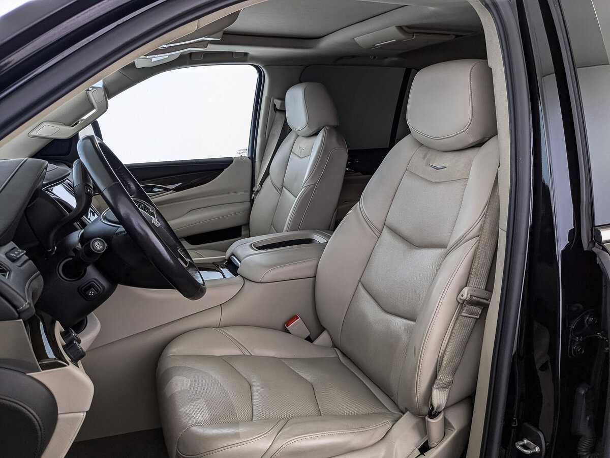 Cadillac Escalade с пробегом — 2020 год. Фото: #23