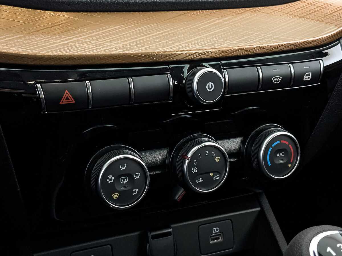 Lada (ВАЗ) Vesta с пробегом — 2024 год. Фото: #20