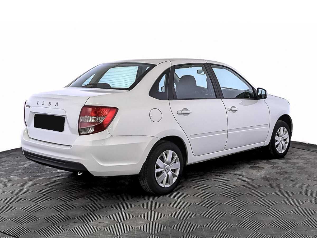 Lada (ВАЗ) Granta с пробегом — 2022 год. Фото: #4