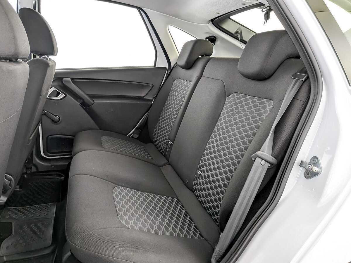 Lada (ВАЗ) Granta с пробегом — 2023 год. Фото: #11