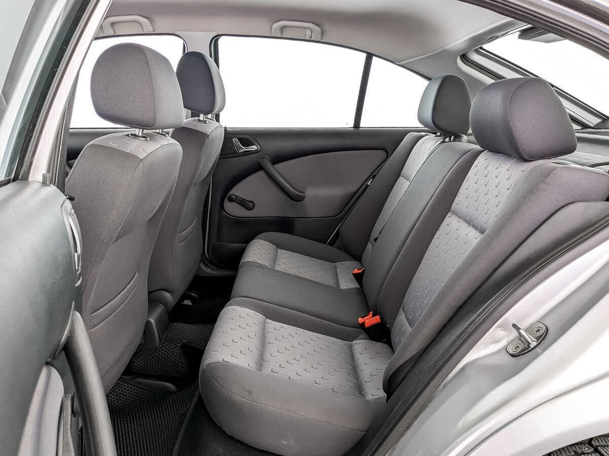 Skoda Octavia с пробегом — 2008 год. Фото: #11