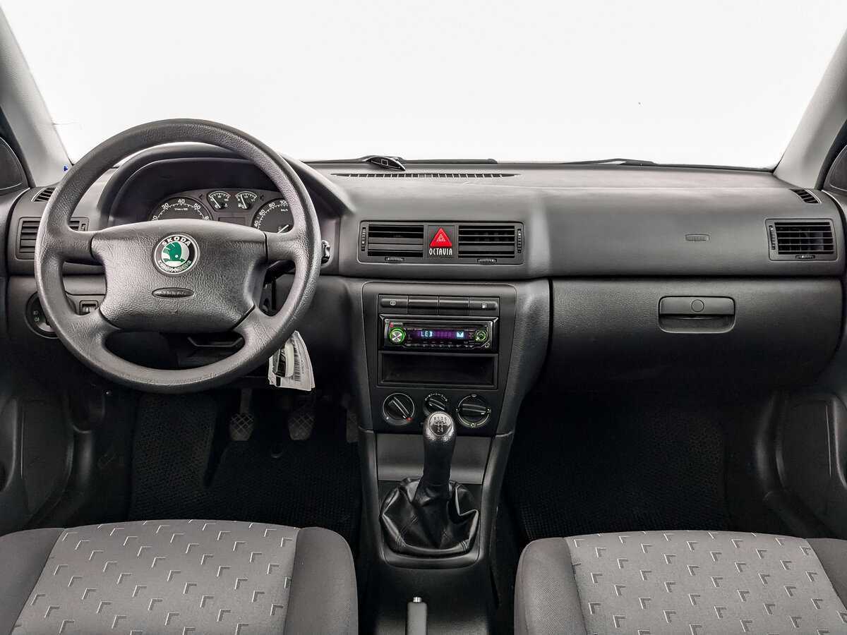 Skoda Octavia с пробегом — 2008 год. Фото: #13