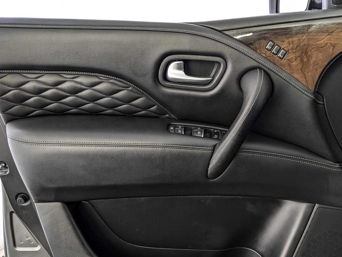 Infiniti QX80 с пробегом — 2019 год. Фото: #16