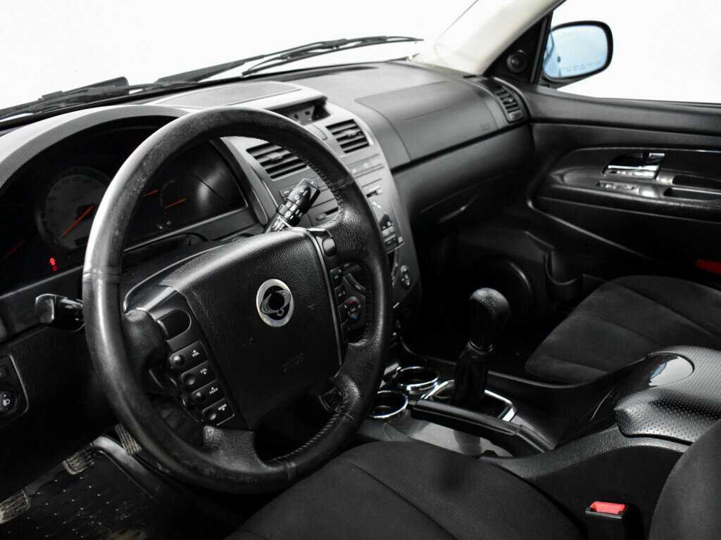 SsangYong Rexton с пробегом — 2011 год. Фото: #8