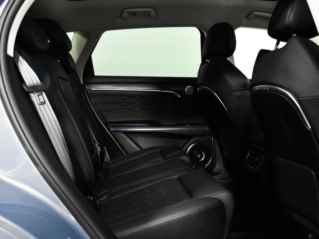 Voyah Free с пробегом — 2023 год. Фото: #9