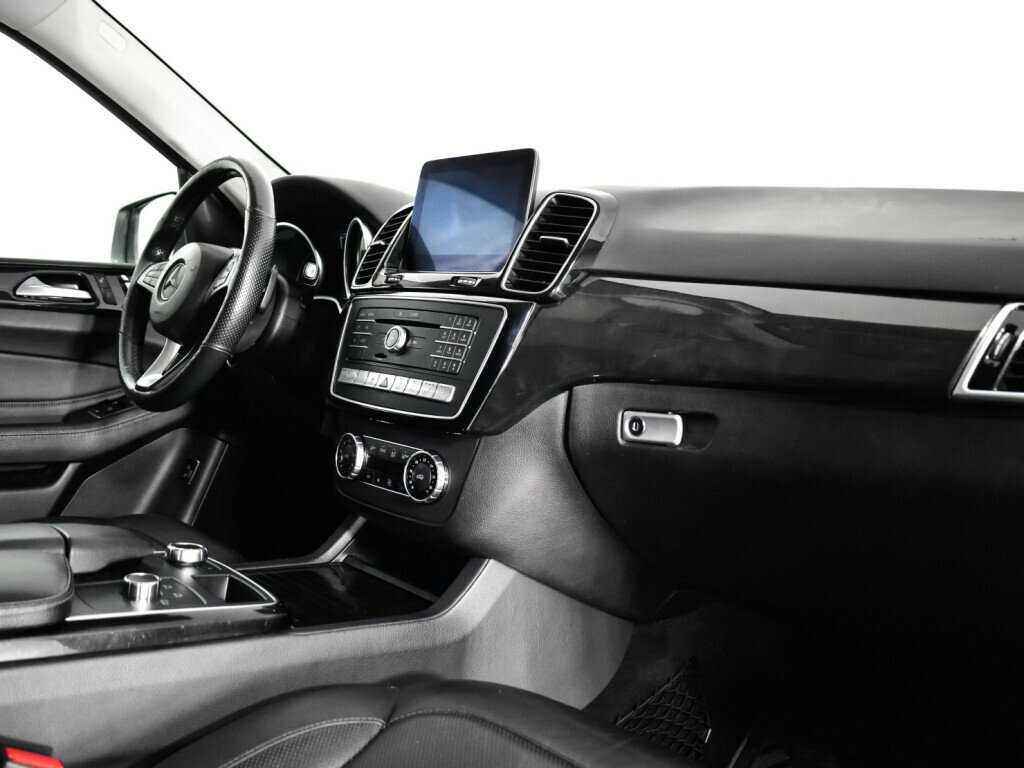 Mercedes-Benz GLE с пробегом — 2016 год. Фото: #8