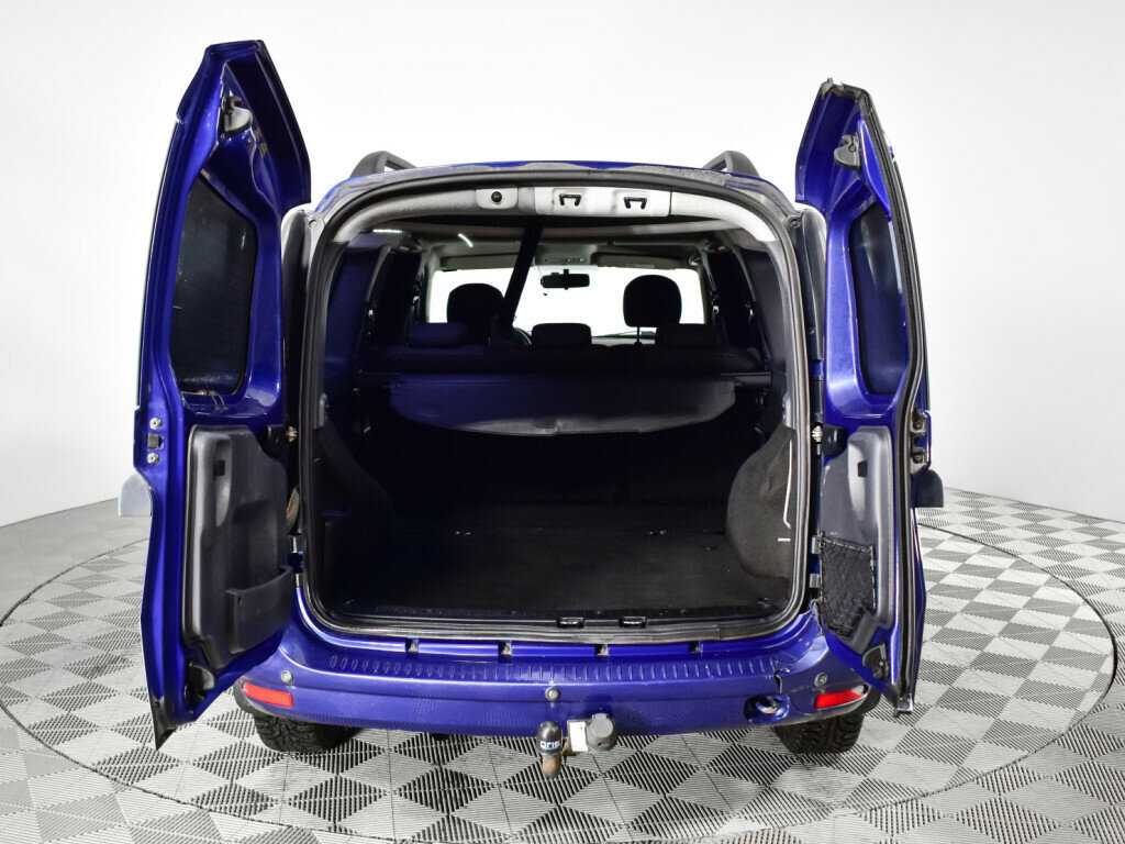 Lada (ВАЗ) Largus с пробегом — 2016 год. Фото: #13