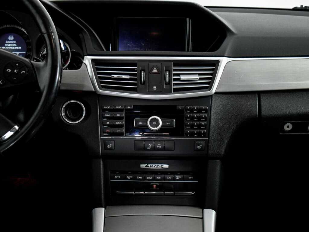 Mercedes-Benz E-Класс с пробегом — 2010 год. Фото: #10