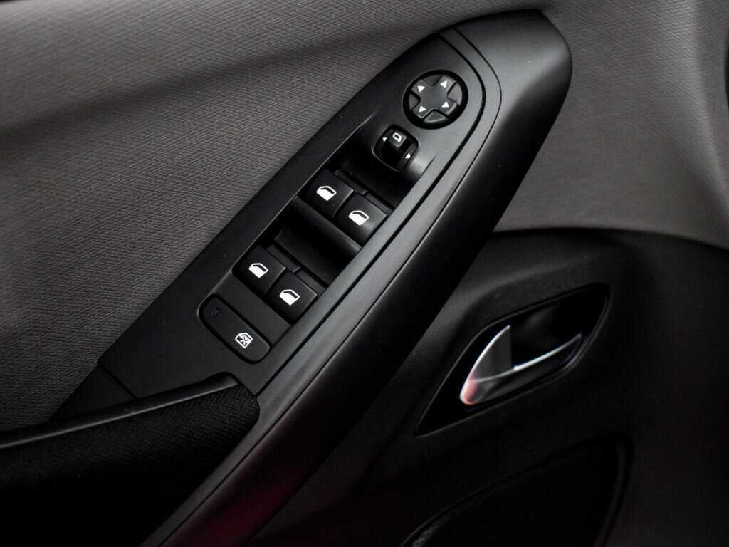 Citroen C4 Picasso с пробегом — 2015 год. Фото: #9