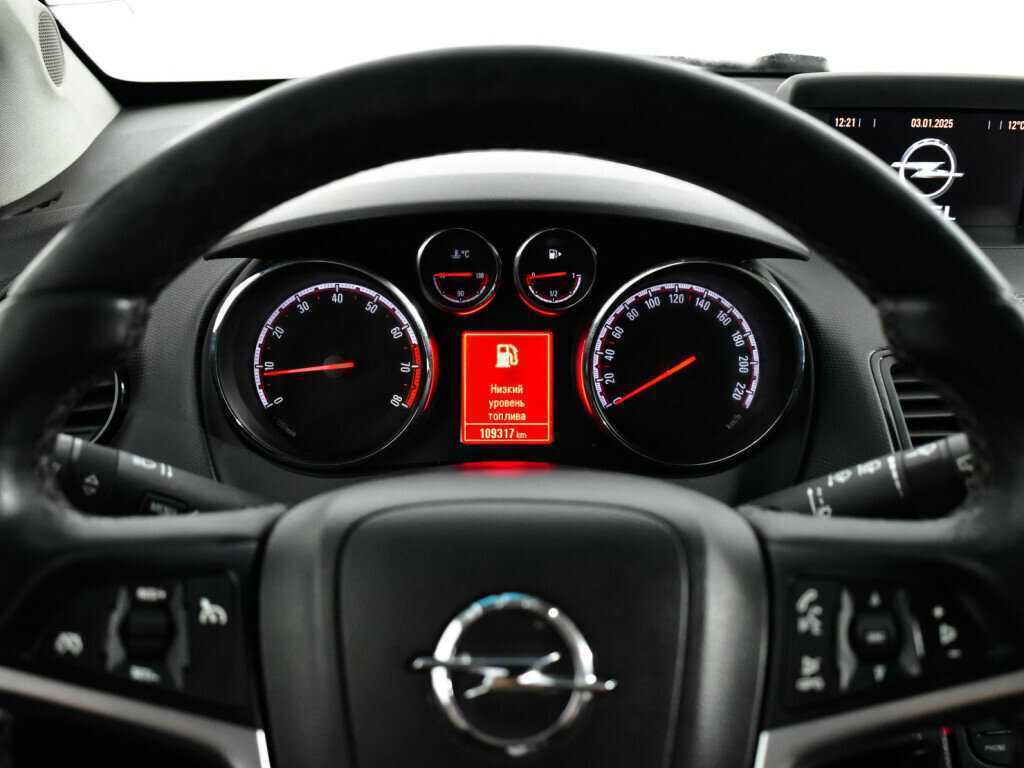 Opel Meriva с пробегом — 2012 год. Фото: #11