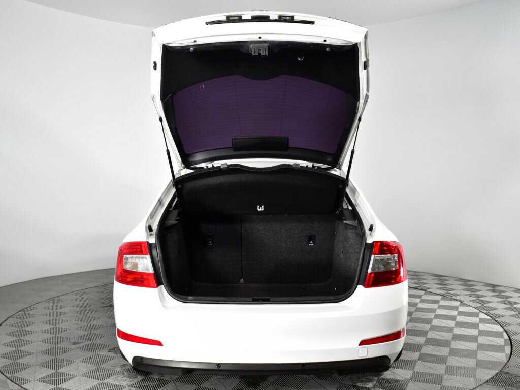 Skoda Octavia с пробегом — 2014 год. Фото: #13