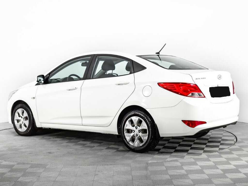 Hyundai Solaris с пробегом — 2016 год. Фото: #6