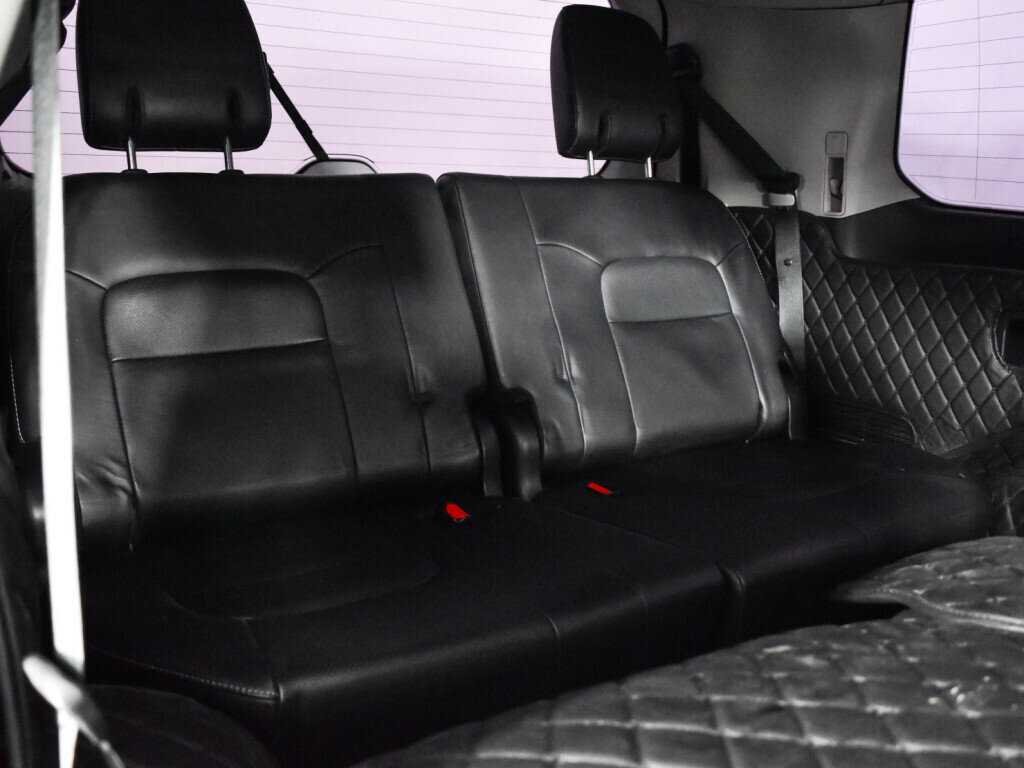 Toyota Land Cruiser с пробегом — 2013 год. Фото: #10