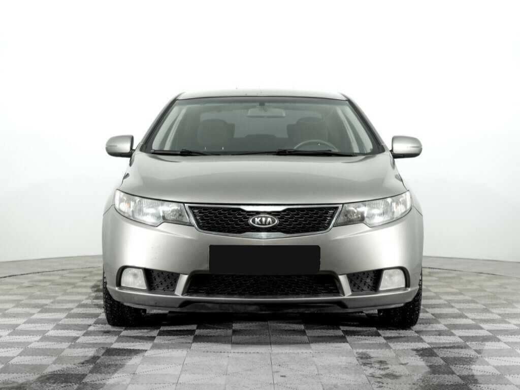 Kia Cerato с пробегом — 2010 год. Фото: #1